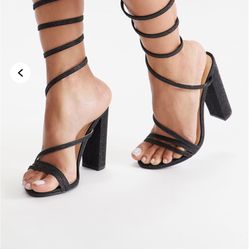 Fashion Nova Black Strappy Heels 