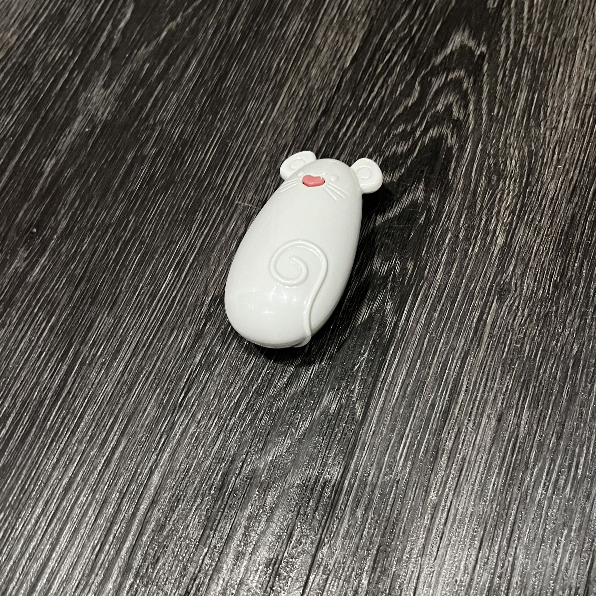 small plastic mouse laser pointer toy for cat or dog