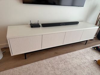 Tv stand
