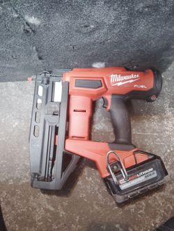 Milwaukee 16 gauge Nailer !!!
