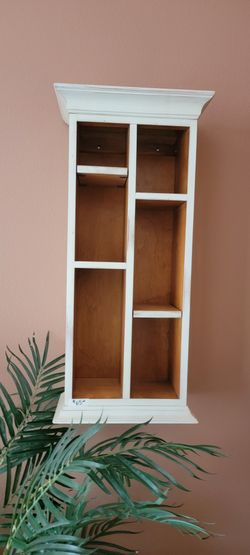 Wall-Mounted Ethan Allen Display Wall Shekf