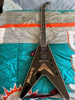 Epiphone Dave Mustaine Flying V Guitar $500