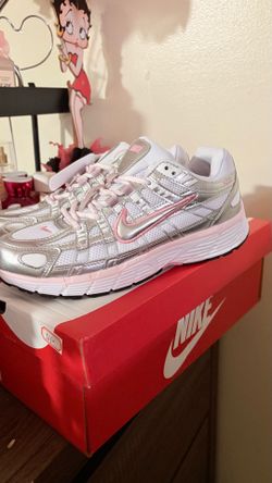 Nike p-600