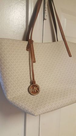 Micheal kors tote bag