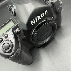 Nikon F6 35mm Film SLR Camera Body – Clean Condition – Fully Functional