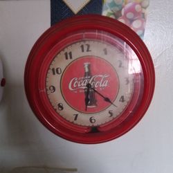 Classic Coca-Cola Clock 