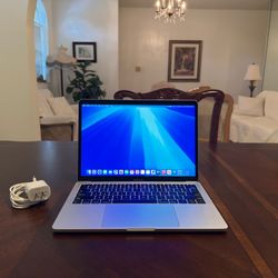 MacBook Pro Retina 2017 13-inch (Silver)