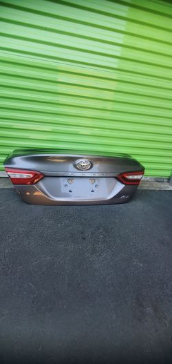 TOYOTA CAMRY TRUNK 2018-2019-2020-2021-2022-2023-2024