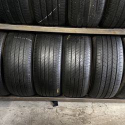 SET OF TIRE 215 50 17 MICHELIN 85% LIFE