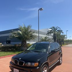2002 BMW X5 3.0I