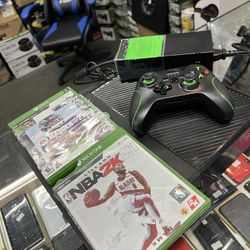 XBOX S With 2 Free Games And One New Wireless Controller 