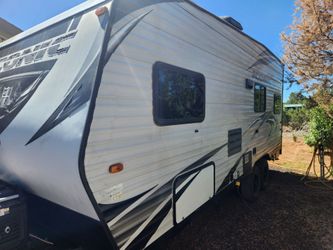 2018 ECLIPSE TOYHAULER 1913 CB