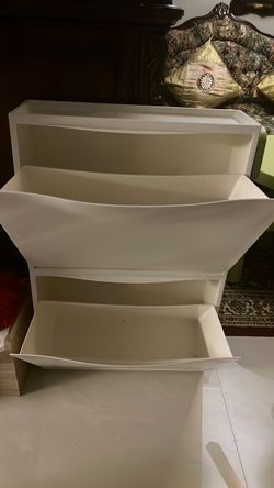 Shoes storage rack
