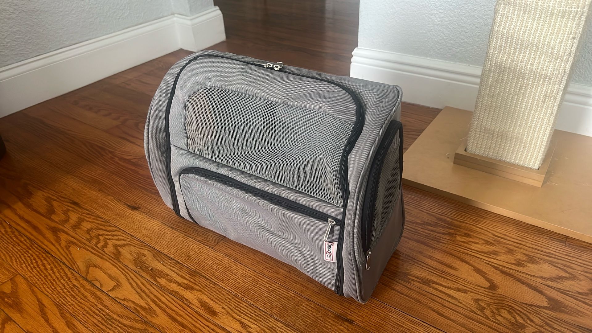 pet carrier