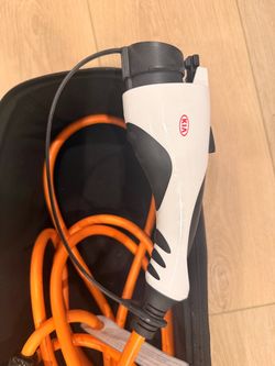 Kia OEM portable EV charging cable/charger.