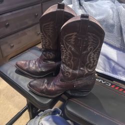 Andre V boots leon 9.5