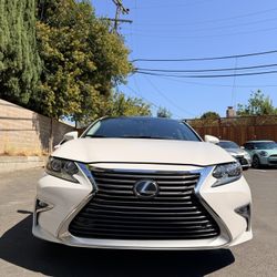 Lexus ES 350- Clean Title 