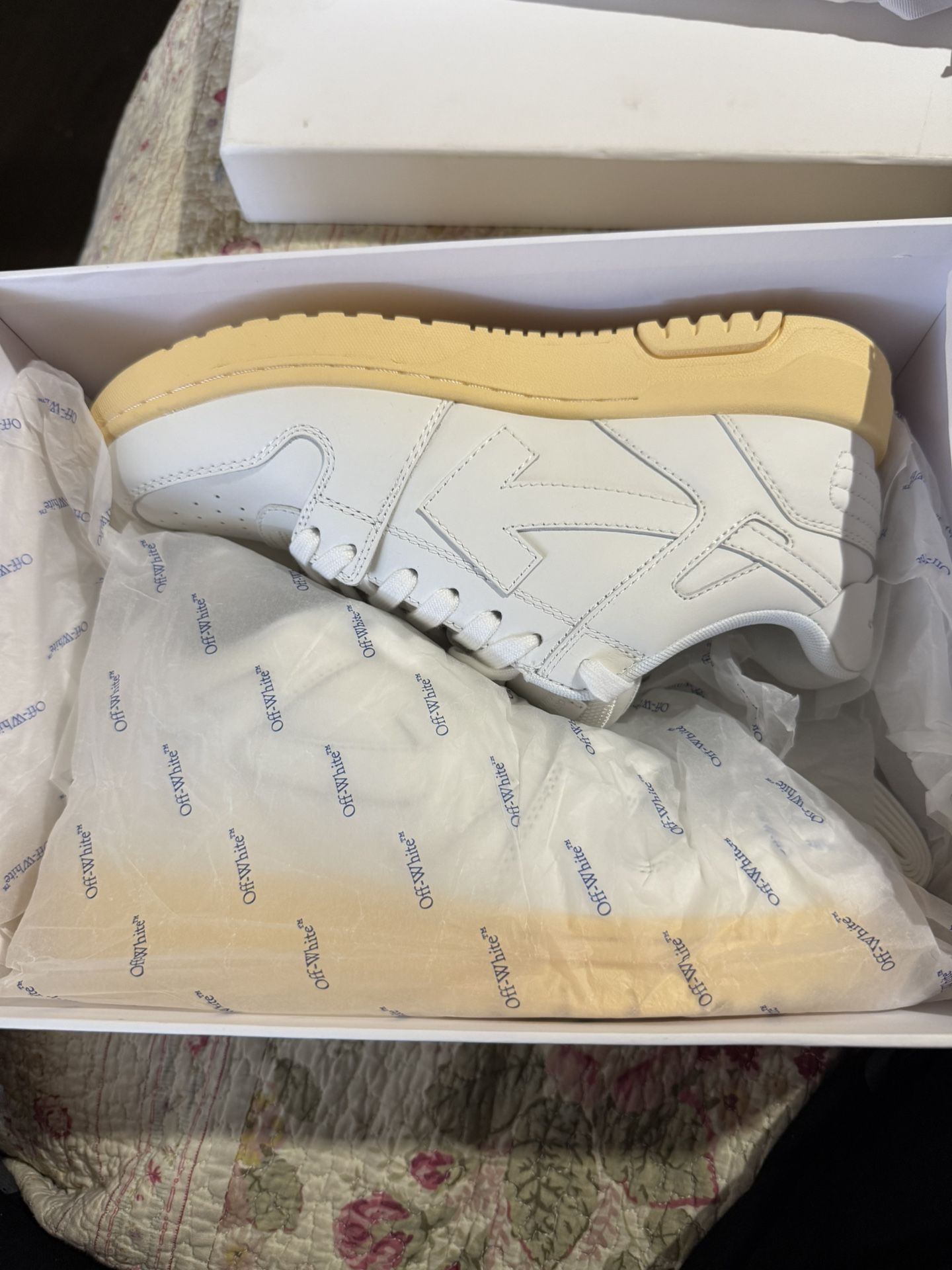 Authentic Off White Size 39 And 41