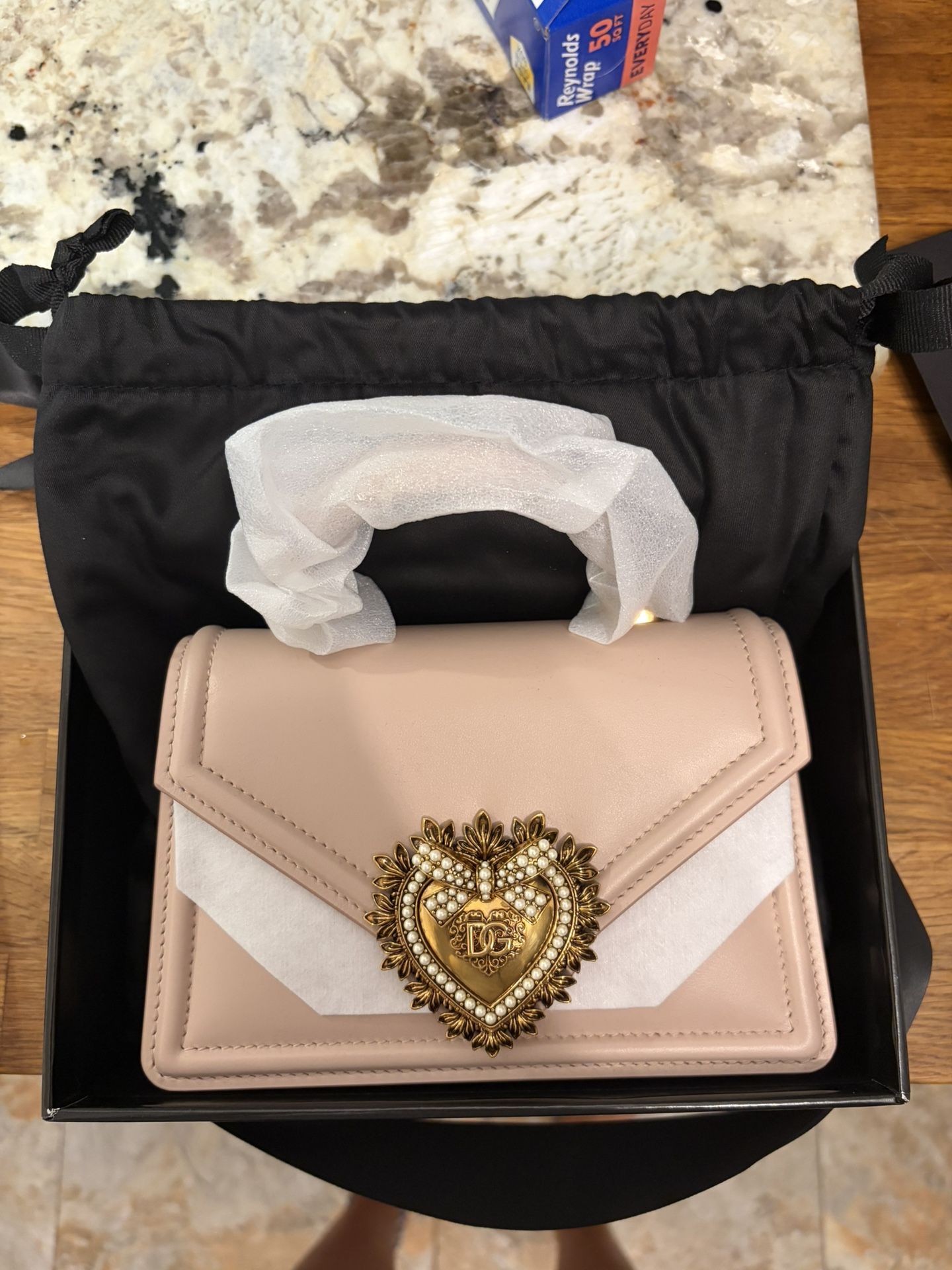 Brand New D&G Purse / Never Used! Still In Box 