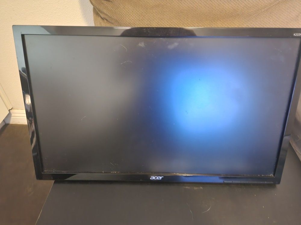 Acer Computer Monitor W/ Mount Install