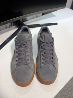 Puma Suede Gray Men's Size 9 - Like New