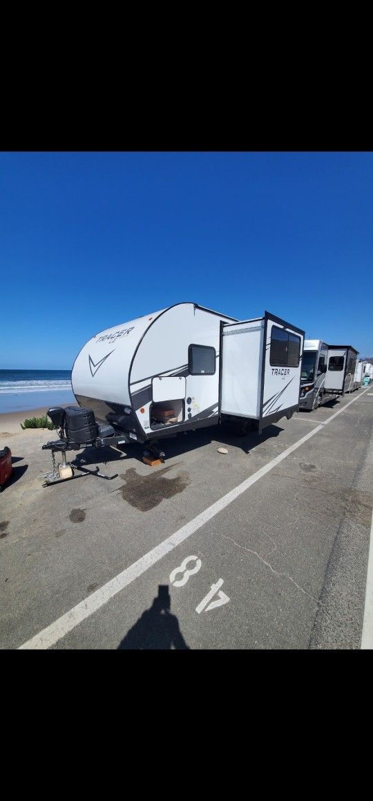 2021 TRACER LE 190RBSLE LIKE NEW USED 3 TIMES LENGTH 22'2INCH IN PERFECT CONDITION NICE AND CLEAN NO PETS,SALE WITH ALL ACCESSORIES HITCH STABILIZED,C