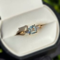 Jewelry 10k solid yellow gold moonstone diamonds 3.05CTW ring sz 7.00