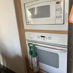 Microwave And Oven 