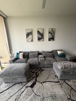 Large Gray Sectional Sofa with Chaise