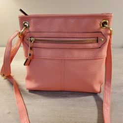 A Great Purse For Spring, And Summer .       Size  .  28"×  10"×  2" .  