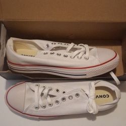 CONVERSE:TAYLOR CHUCKS 