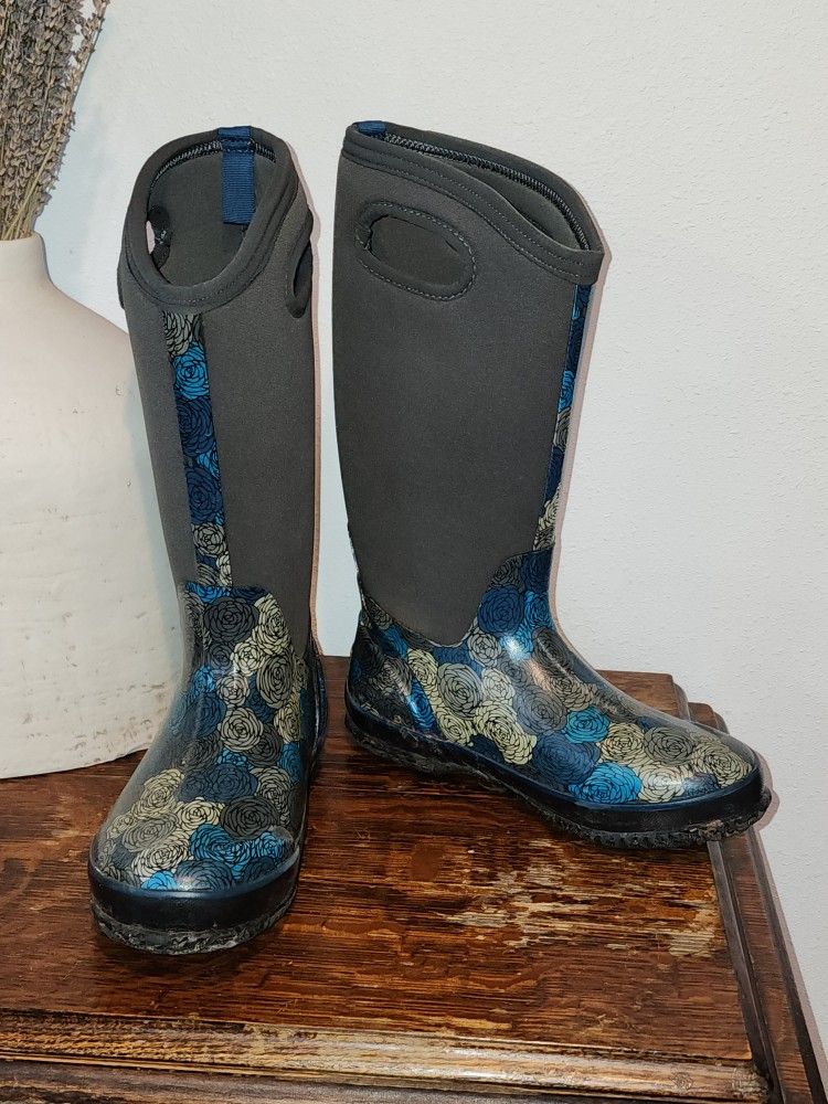 Bogs Classic Rosey Tall Floral Flower Sz 7 M Blue Waterproof Rain Boot Neo Tech