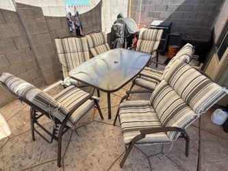 Allen + Roth 7 Piece Patio Set