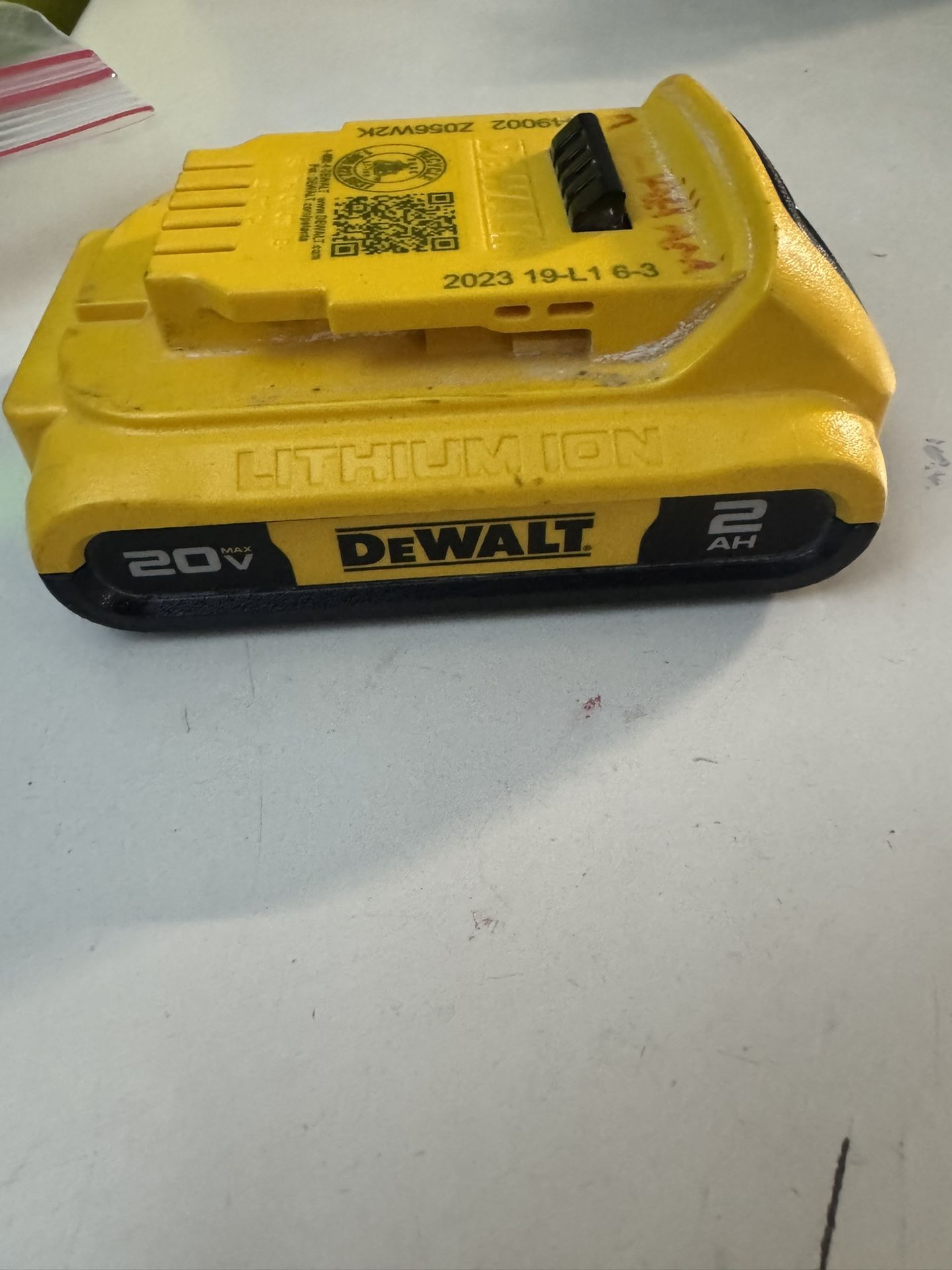 DeWalt 20V 2.0 Battery