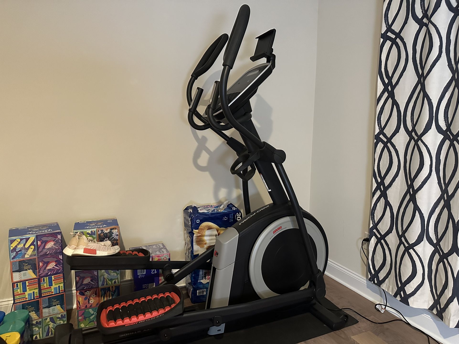 Proform Coachlink E9.0 Elliptical