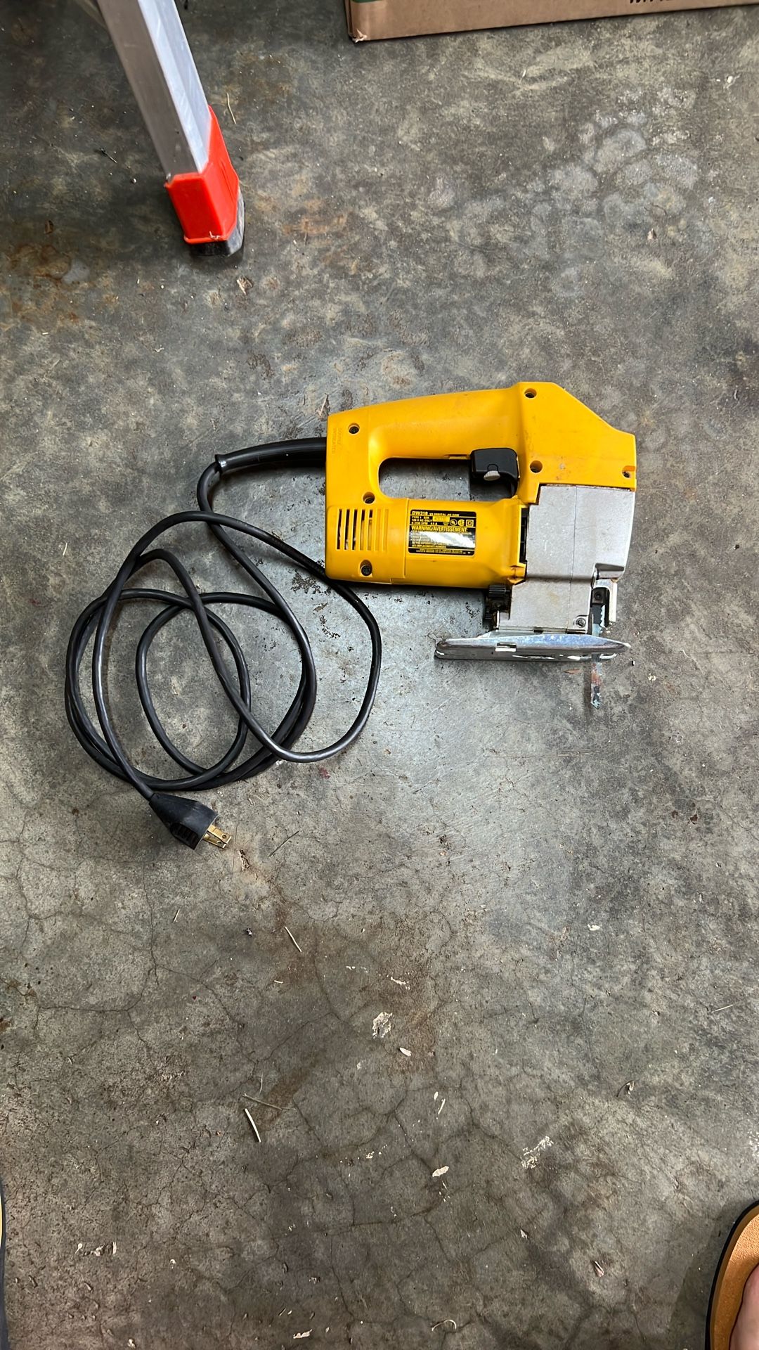 DeWalt DW318 Jigsaw