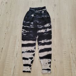 Young Fabulous & Broke Black and Ivory Tie-Dye Groove Joggers Size Small