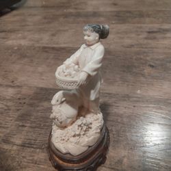 Vintage Chinese Figurine
