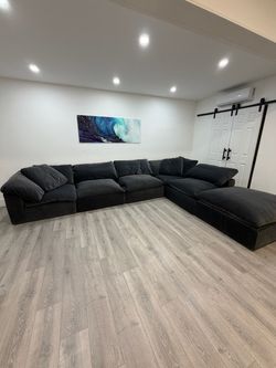 CLOUD RESTORATION HARDWARE PERFECT CONDITION CLEAN