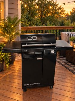 Edge Char Broil 1750-Watt Black Electric Grill