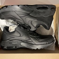 NEW* Men Nike Air Max 90 Leather BLACK / BLACK / BLACK (CZ5594-001) Size:9.5