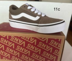 Van 11 Toddler