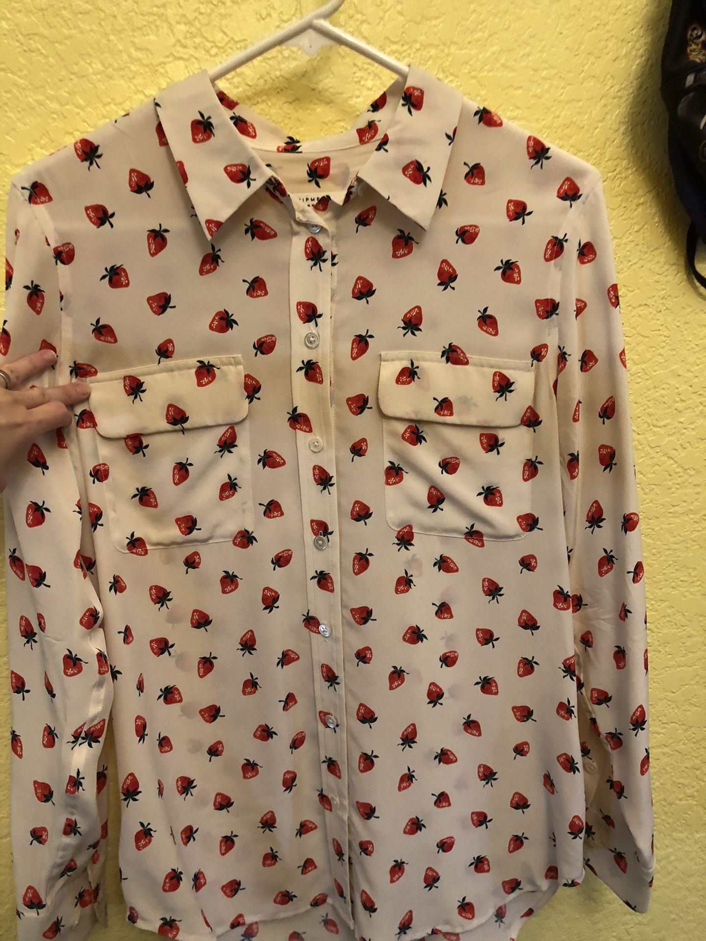 Equipment strawberry printed silk shirt