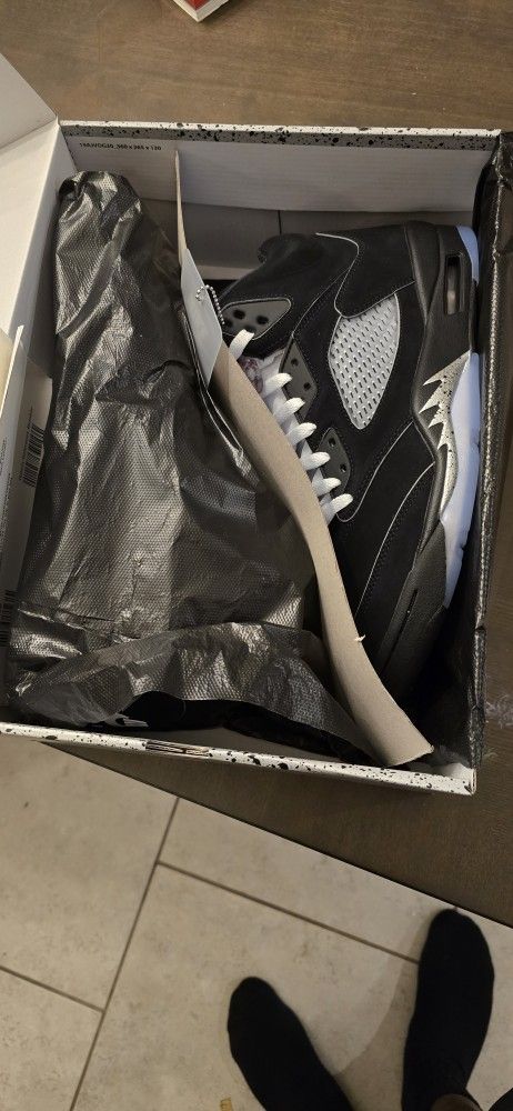 Air Jordan 5 Reimagined Size 11.5 DS