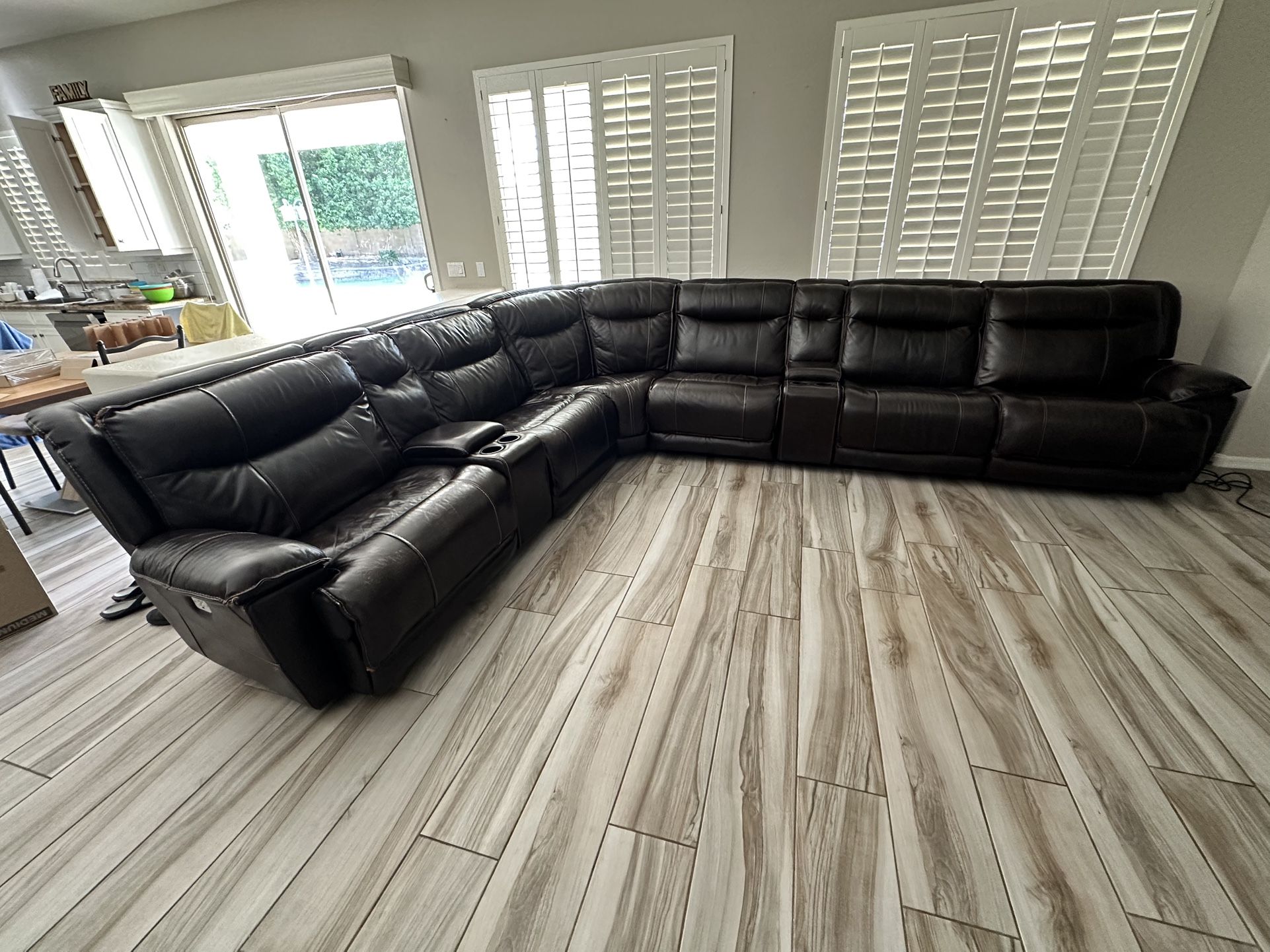Leather Sofa with power recline and USB