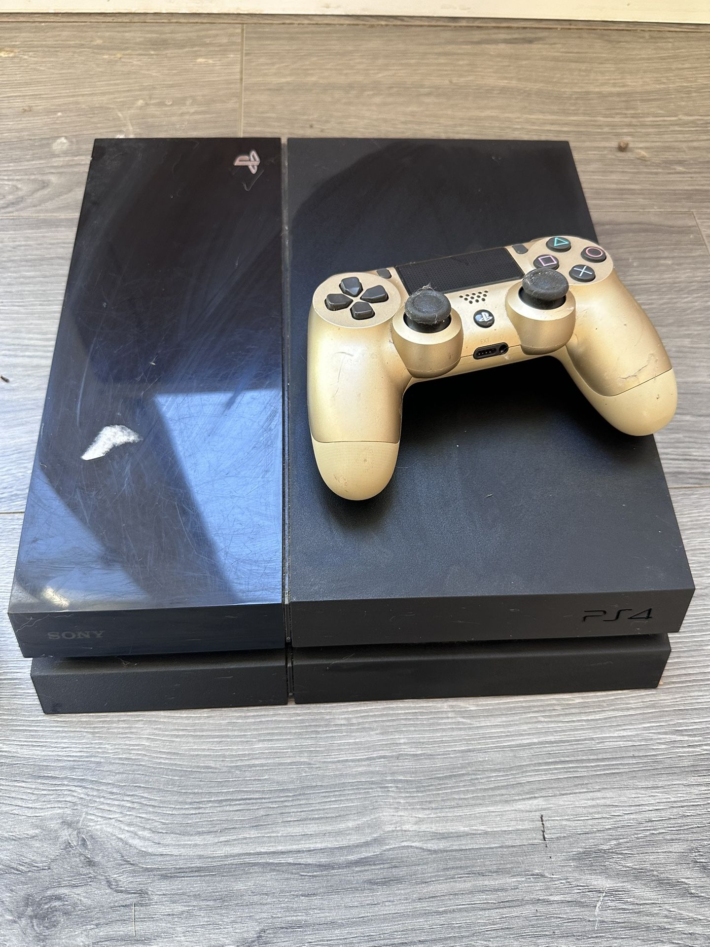 PS4 Console With Controller