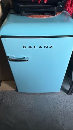 DORM FRIDGE