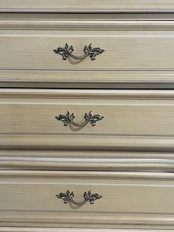 Wood dresser