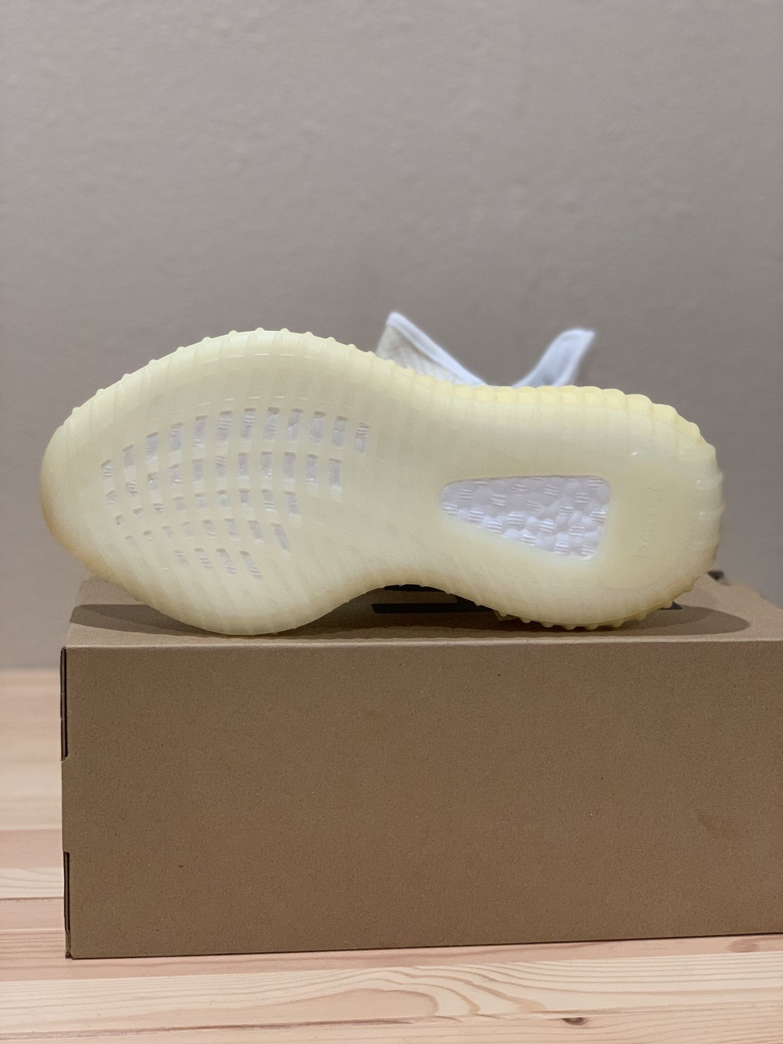 Yeezy 350 V2 Natural