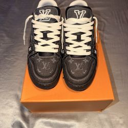 Louis Vuitton Trainers